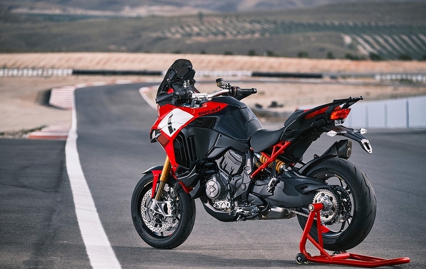 Multistrada V4 Pikes Peak (Ph. Ducati)