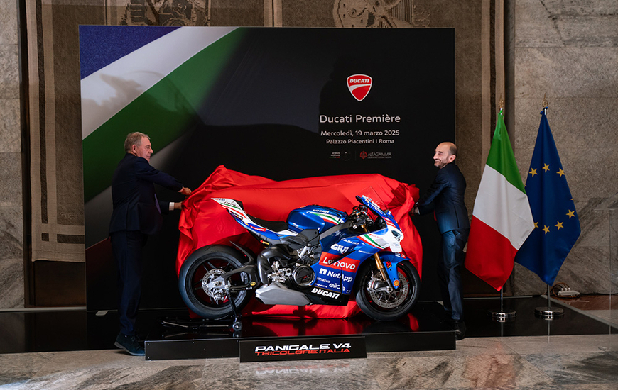 Il ministro Urso e il Ceo Domenicali (Ducati)