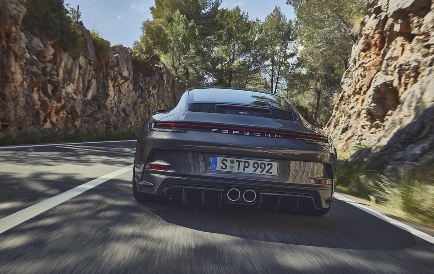 La 911 GT3 Touring (Credito: Porsche AG)