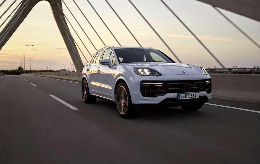 Cayenne Turbo E-Hybrid (Ph. Porsche AG)