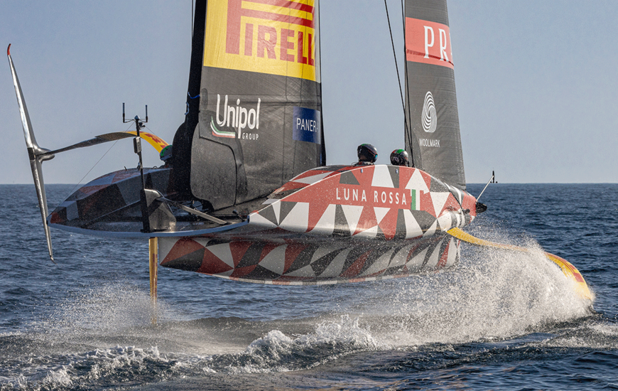 Ph. Luna Rossa Prada Pirelli